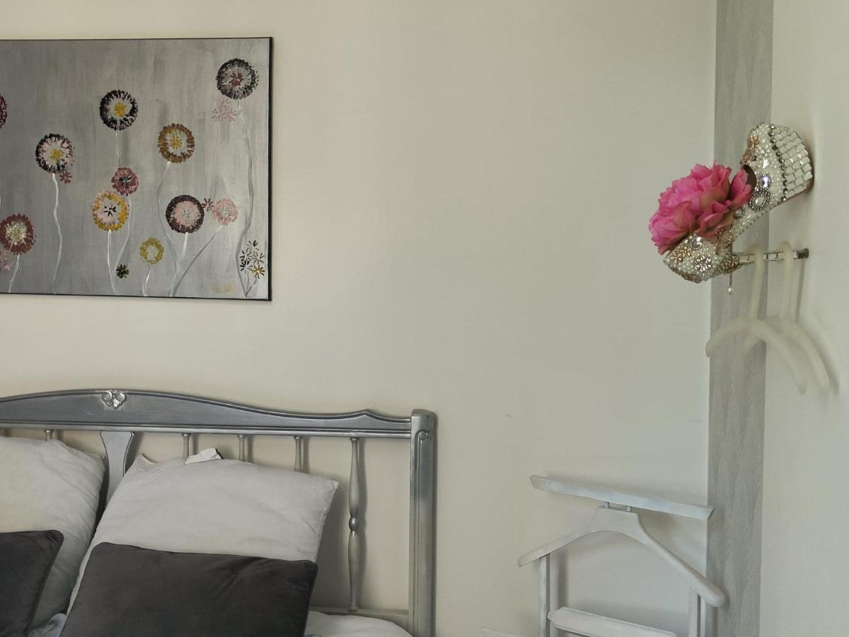 L'Empire D'Essences Appartement Valréas Dış mekan fotoğraf