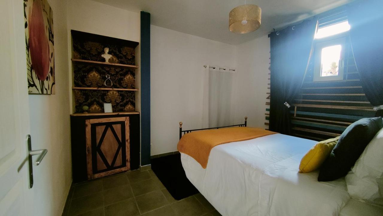 L'Empire D'Essences Appartement Valréas Dış mekan fotoğraf